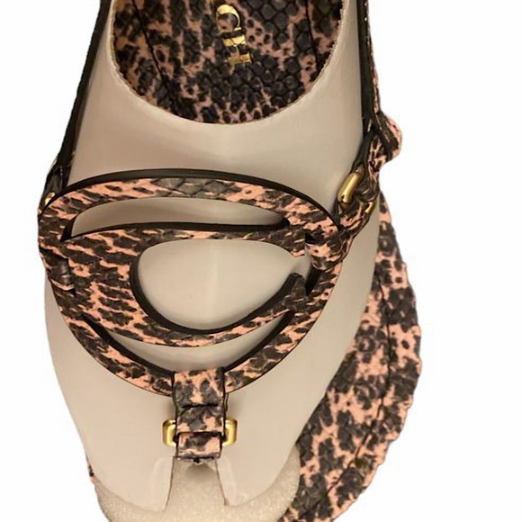 Coach Leather Jeri Sandal - Picture 9 of 9